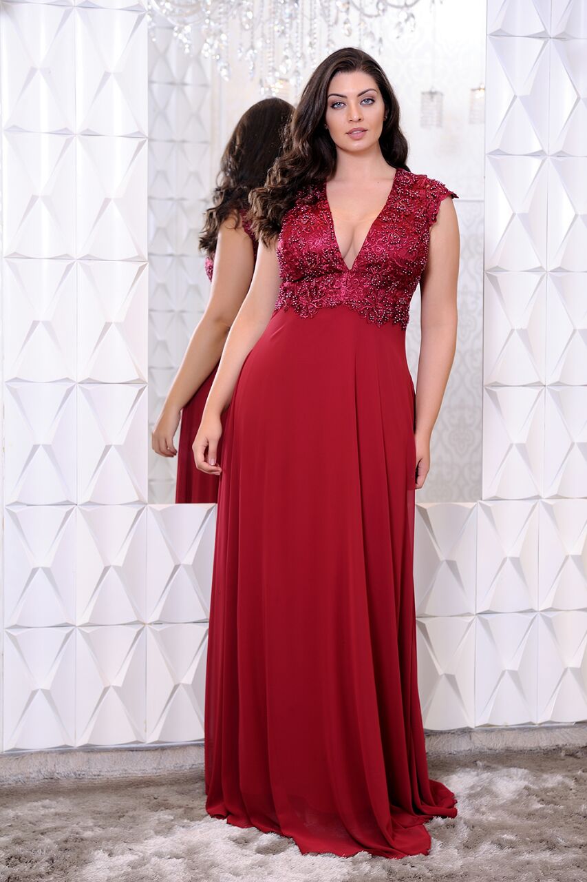 vestido plus size marsala longo