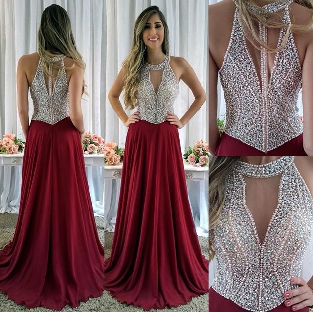 vestido marsala com pedrarias